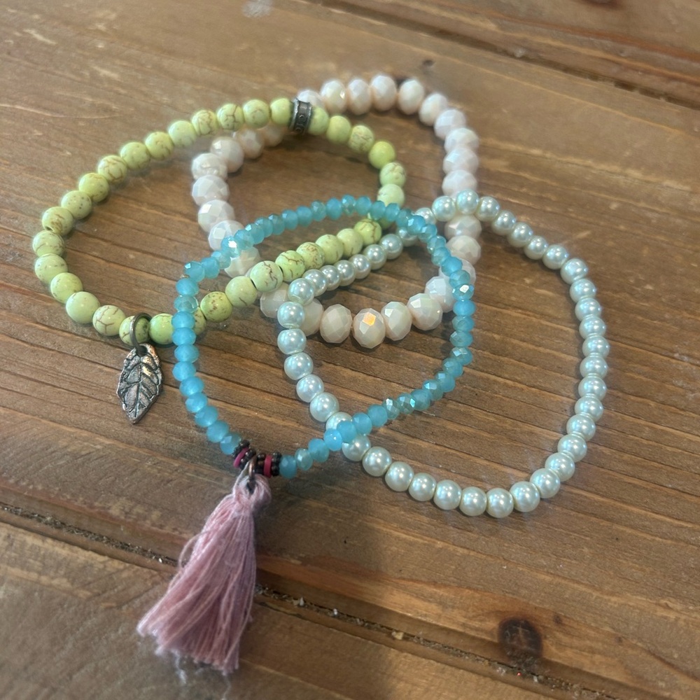 Elegant Beaded Bracelet Set with Tassel